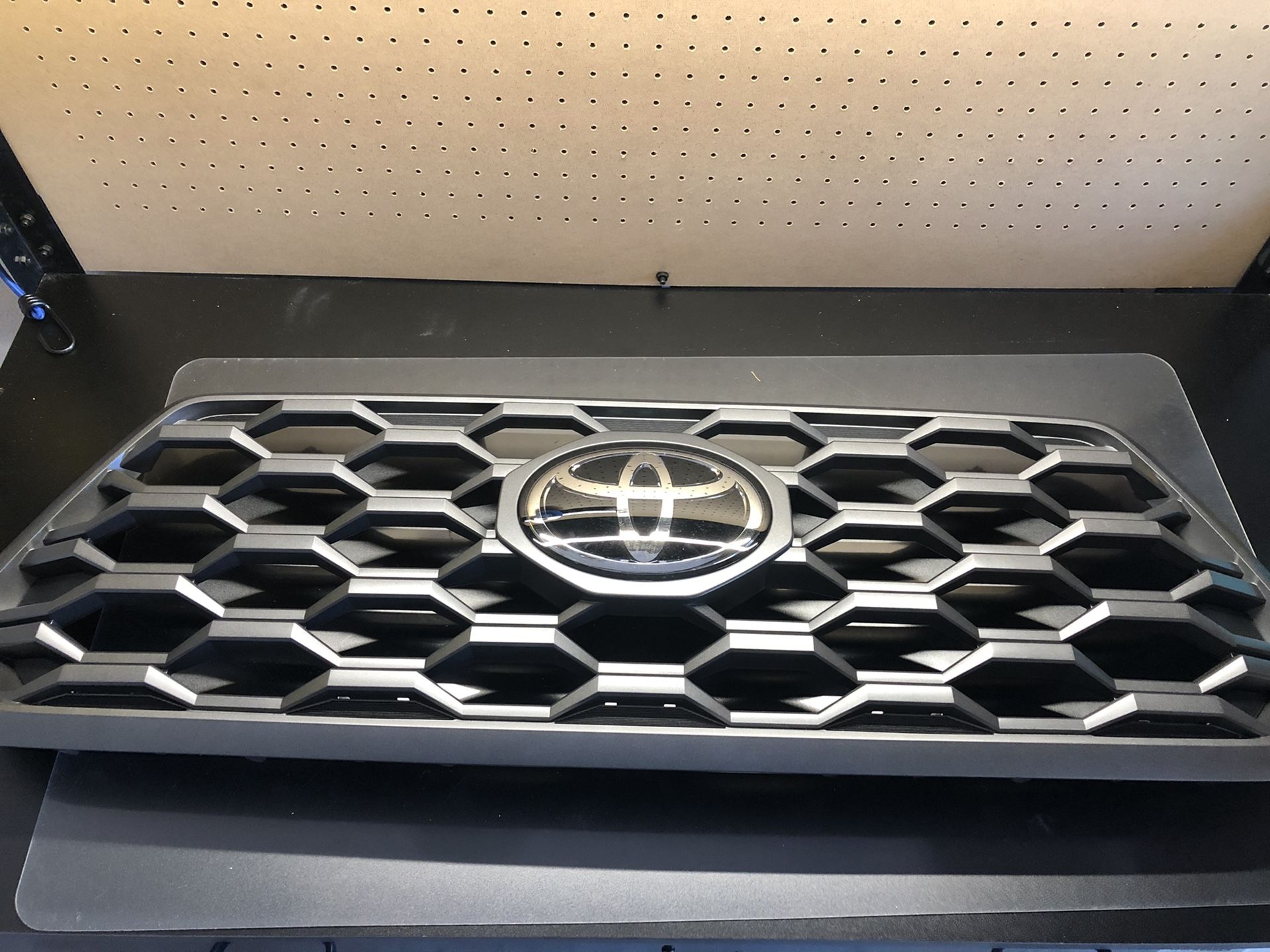 2020 Toyota Tacoma Grill