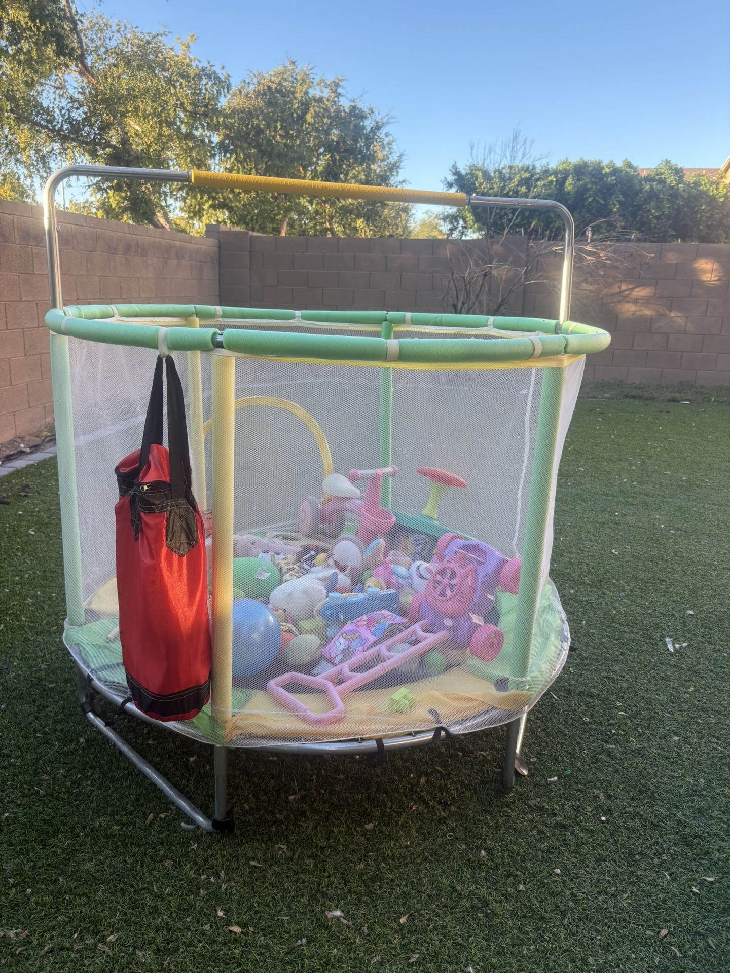 kids trampoline