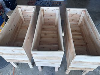 CUSTOM SIZE PLANTER BOXES - Quick TAT!!