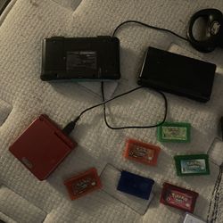 Pokémon Games And Cards Lot
