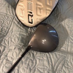 TaylorMade Qi35 Driver