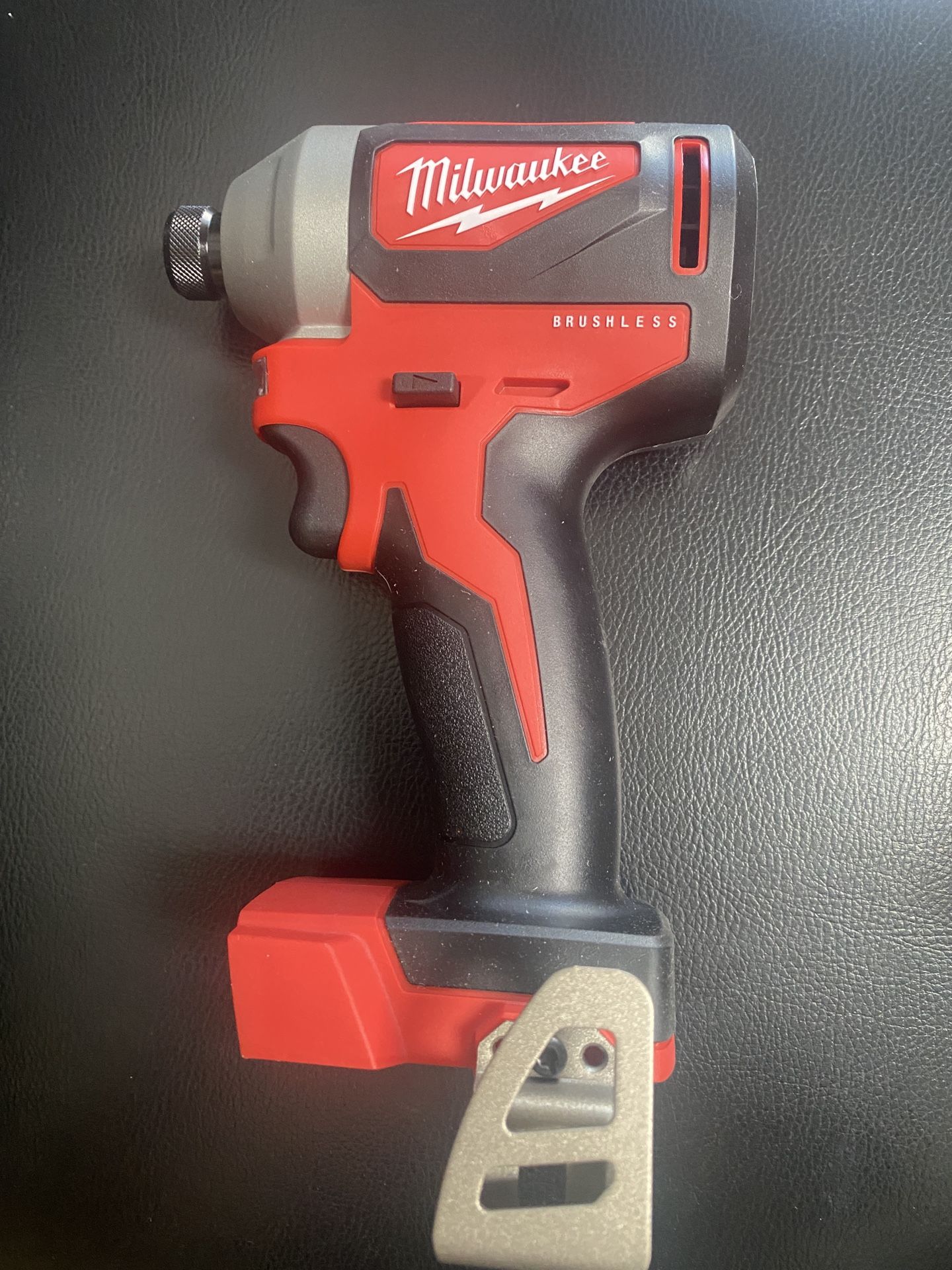 MILWAUKEE M18 BRUSHLESS IMPACT DRIVER NEW TOOL ONLY $90 FIRM