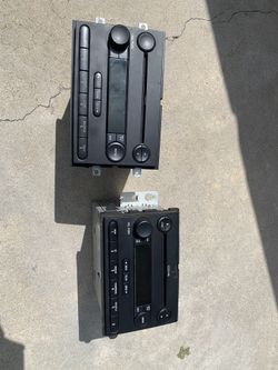 Ford F-250/f-350 stock radio