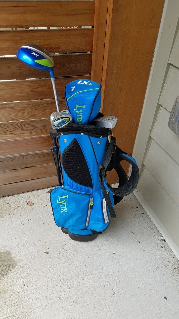 Kids golf clubs and bag