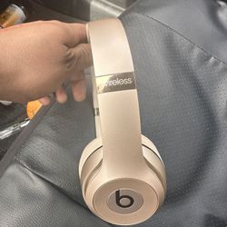 Beats Solo3 Wireless Headphones - Gold