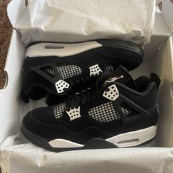 White Thunder 4s