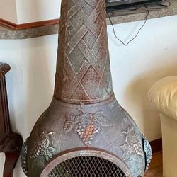 Cast Iron Blue Rooster Grape Chiminea