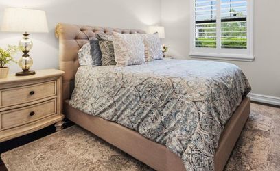 Queen Bed and Nightstands