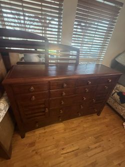 Queen Size Bedroom Set