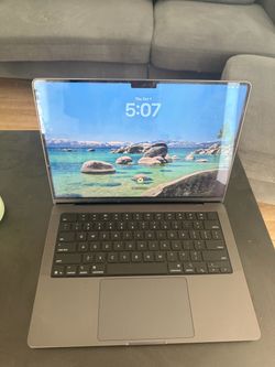 MacBook Pro M5