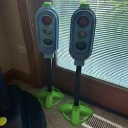 Little Tikes Red Light Green Light