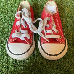 Converse Sz5 Kids Shoe,  used $30 obo