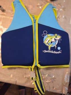 swim  jacket 4-6 years