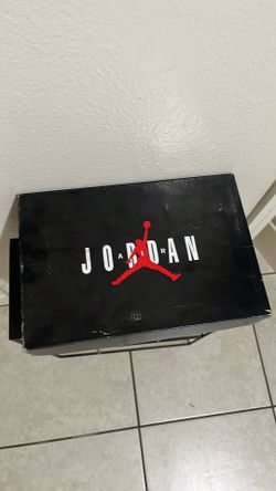 AIR Jordan retro 11  ( red , white , black )