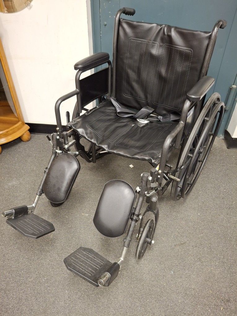 CHARIOT II- 20" Extra Wide Seat WHEELCHAIR + Elevating Leg Rests