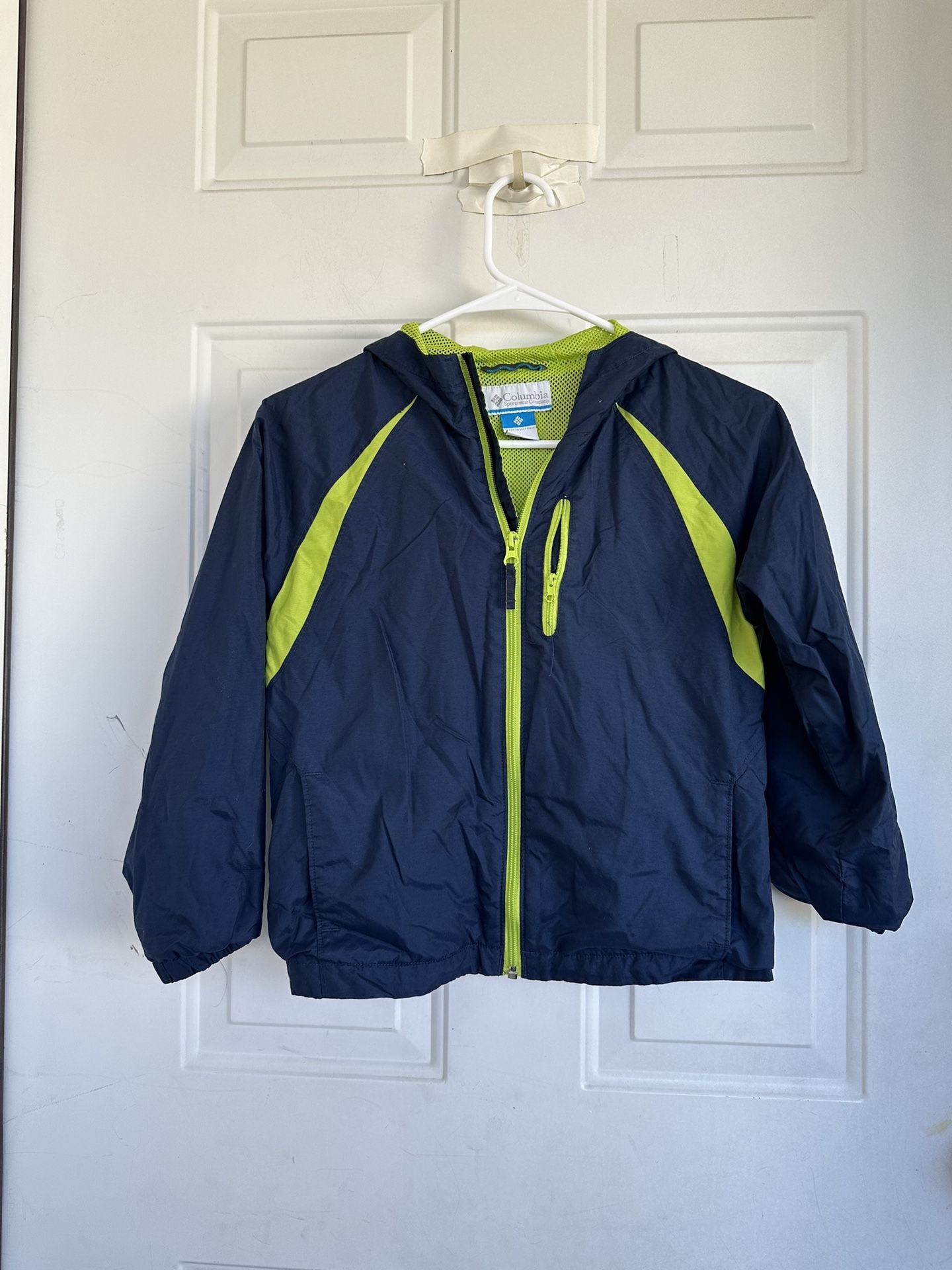 Columbia Boys lightweight Rain/Windbreaker Jacket size S