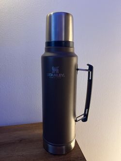 Stanley 1.5q Hearth & Hand by Magnolia Classic Bottle