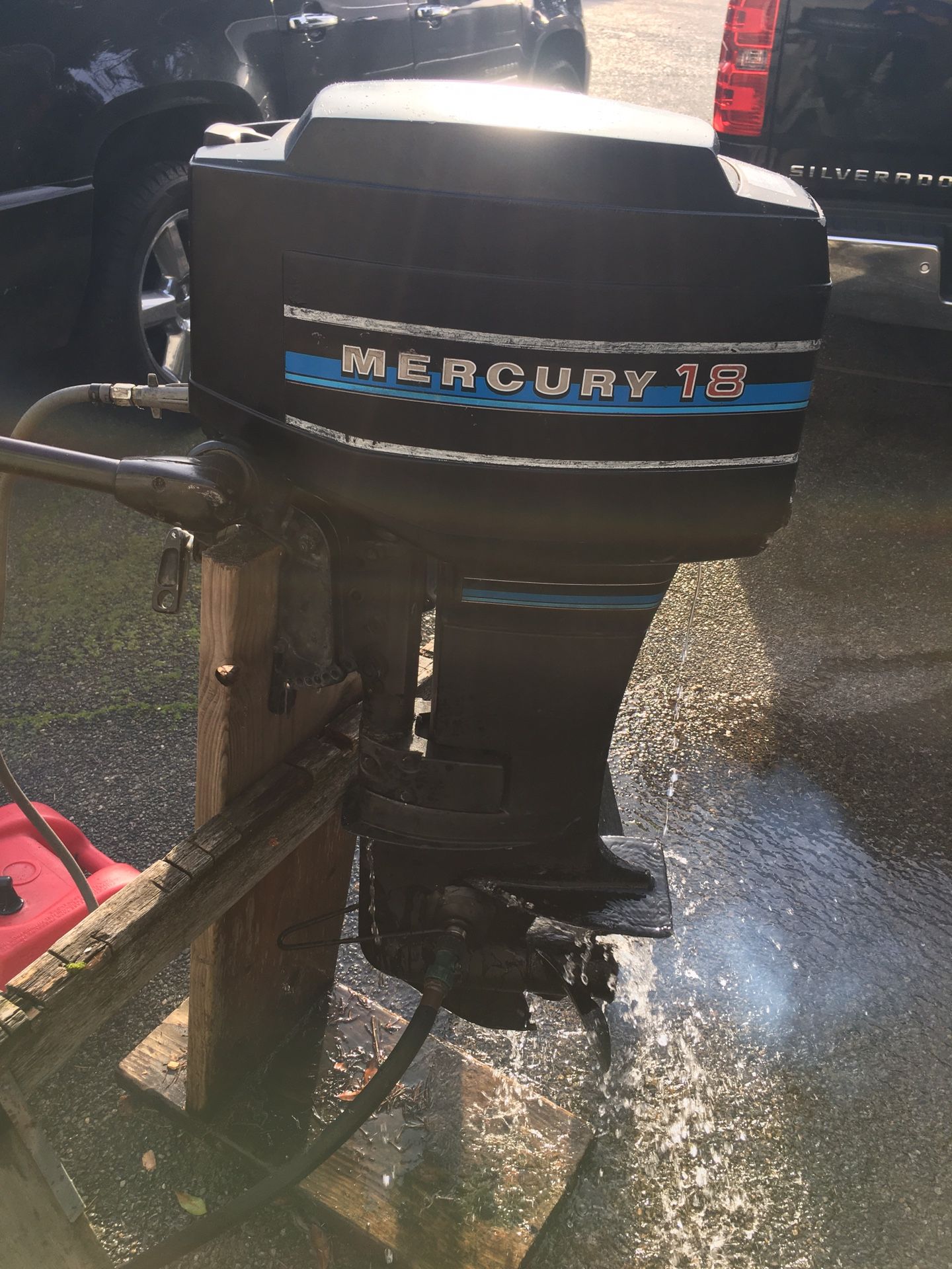 18 HP Mercury Outboard Motor