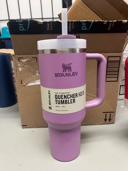 New Stanley FLOWSTATE QUENCHER H2.0 40 oz tumbler