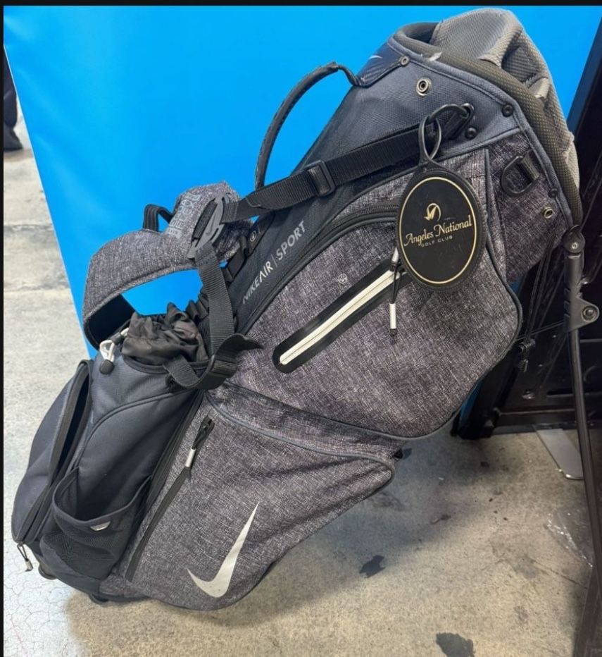 Stand Alone Nike GOLF Bag With Cooler Compartment  With Carry Strap 