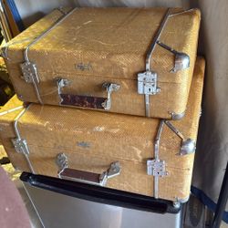Vintage Luggage’s Luggage Antique 50’s