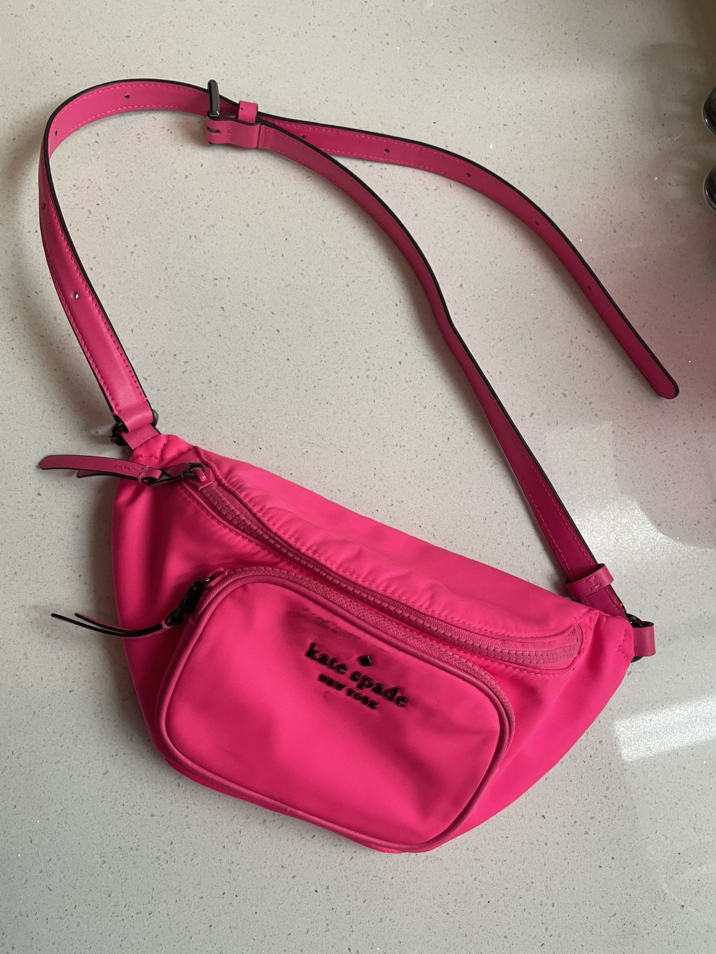 Kate Spade Fanny Pack for Sale in San Diego, CA - OfferUp