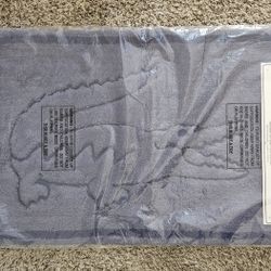 Lacoste bath rug 