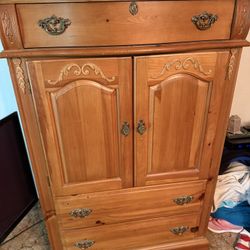 Bedroom set