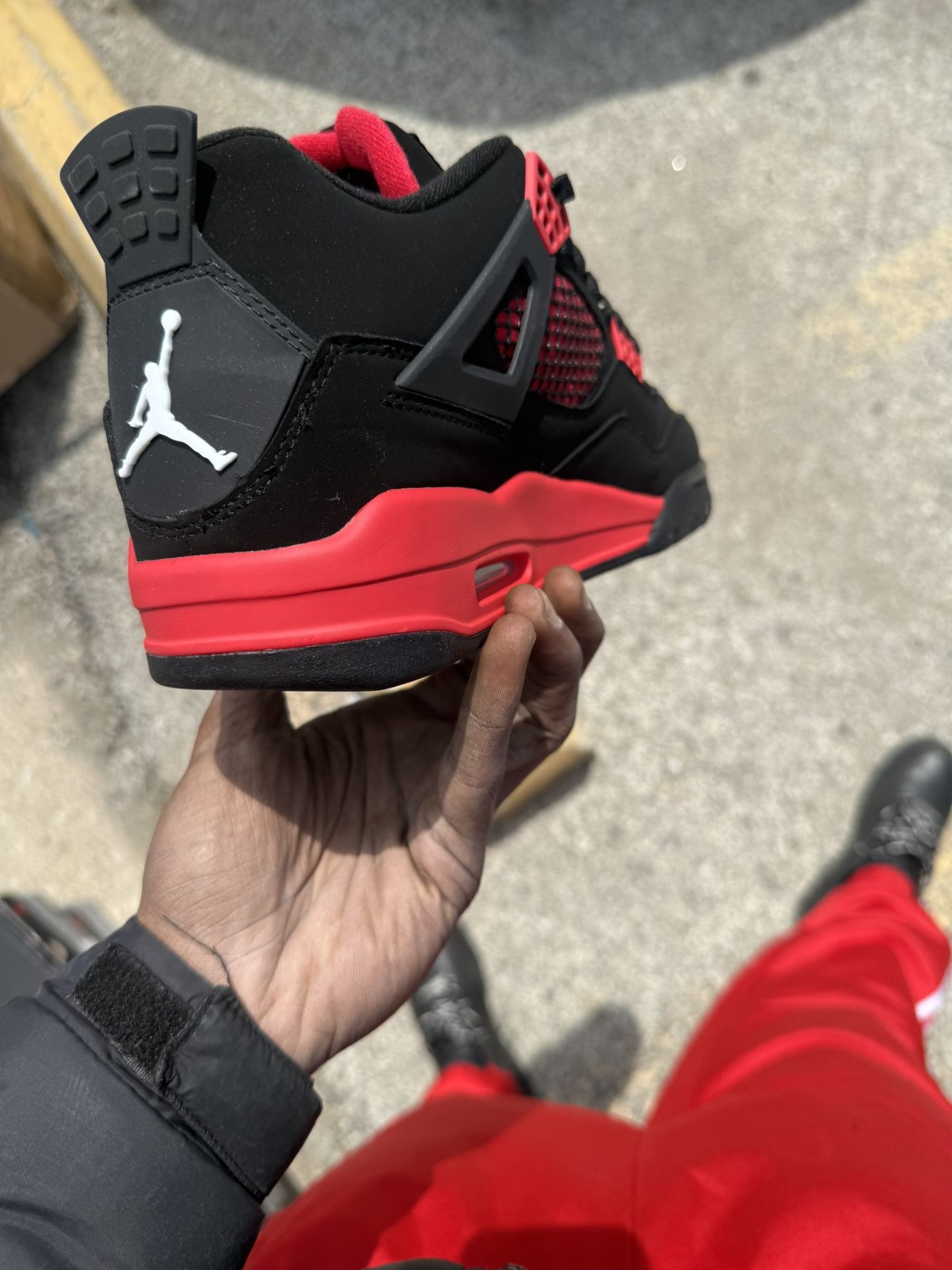 Jordan Retro 4 Red Thunders