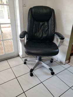 Computer chair high back