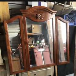 🌺BEAUTIFUL VINTAGE TRIPLE MIRROR-SOLID WOOD 🌺