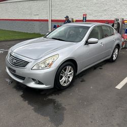 2012 Infiniti G37X
