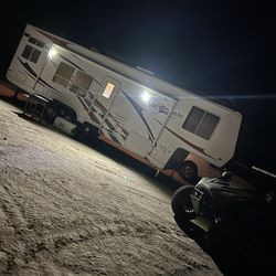 2006 RAGEN 5th Wheel Toy hauler falcon 3405