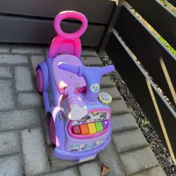 Little People Fisher-Price Music Parade Purple Ride-On, Plays 5 Marching Tunes & Other Sounds! Perfect for Toddler Boys & Girls Ages 1, 2, & 3 Years O