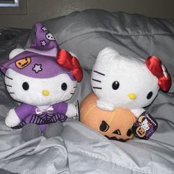 Halloween Hello Kitty plushies