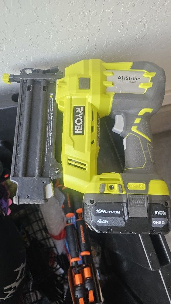 ryobi airstrike 18v