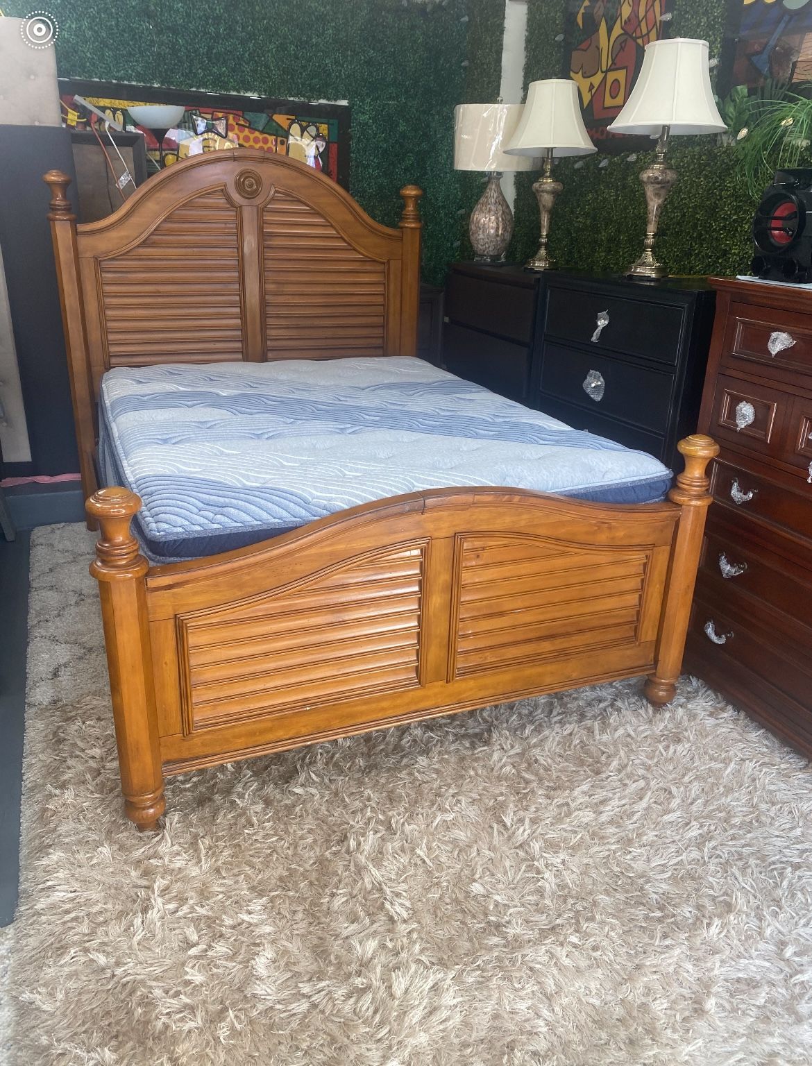 Queen Bed Frame And Mattress 