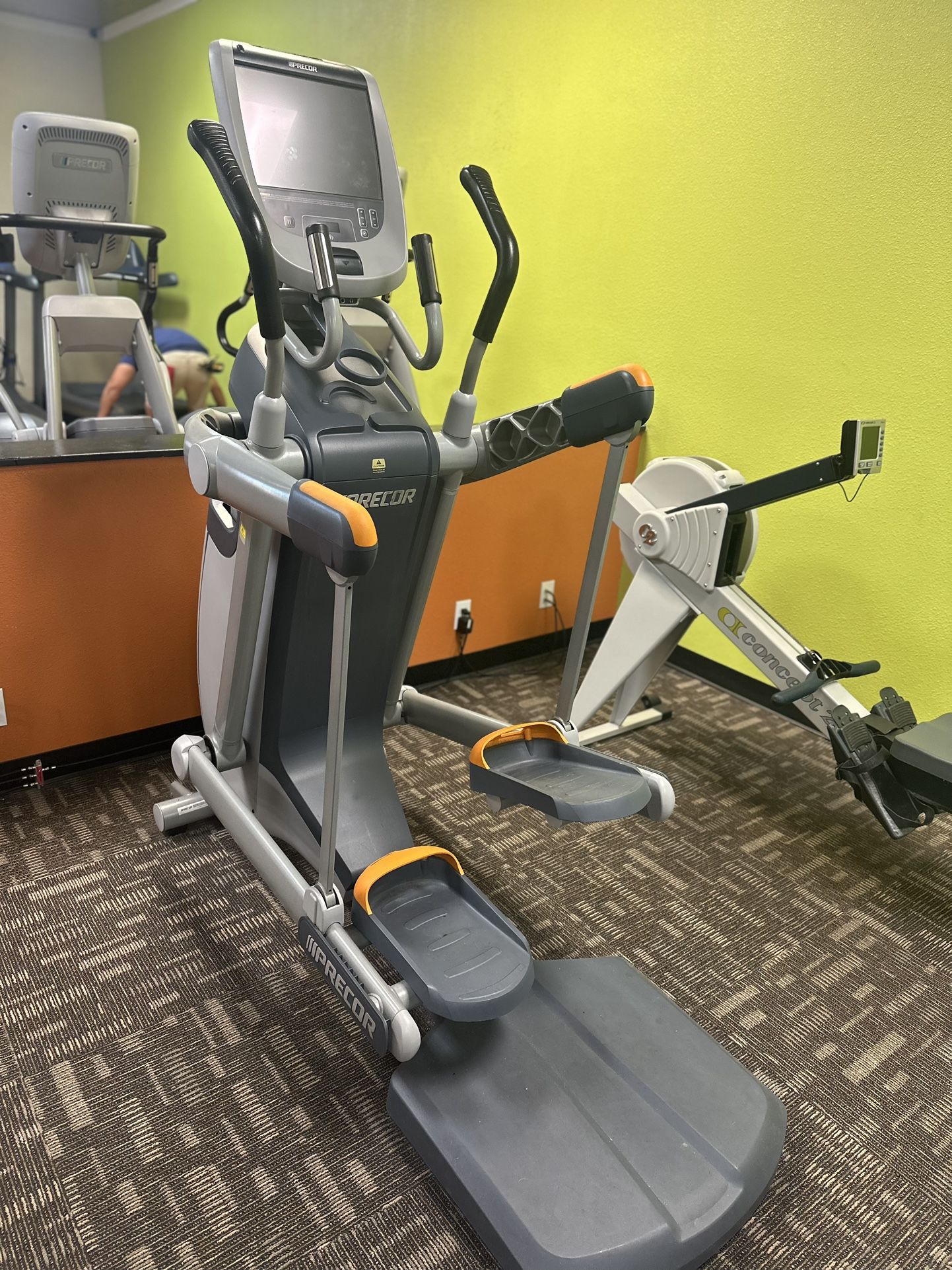 Precor AMT with P80 Touchscreen Monitor