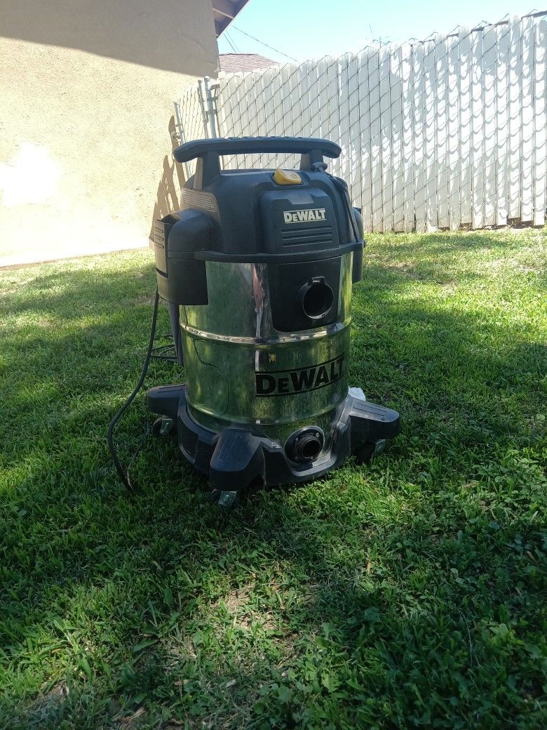 DeWalt Shop Vac Wet Dry Vac 10 Gallon Stainless Steel