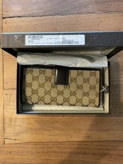 Authentic Women’s Gucci Wallet