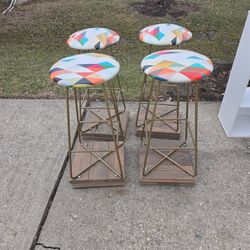 Bar Stools 