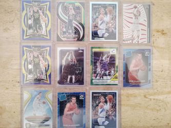 Lauri Markkanen sport cards