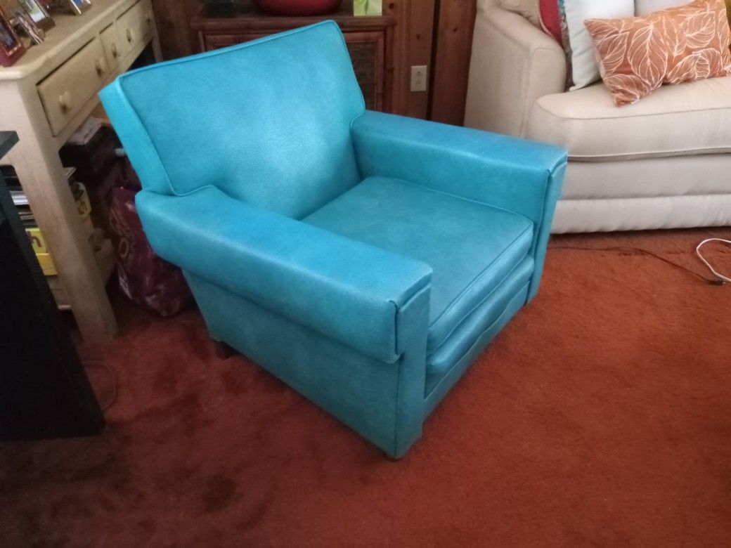 Retro Vinyl Sleeper Couch & Chair