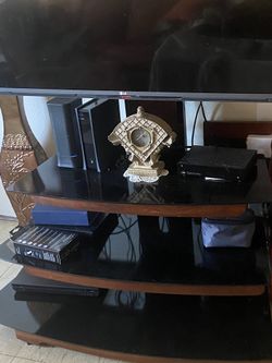 LG 55” 4K Smart TV And Tv Stand