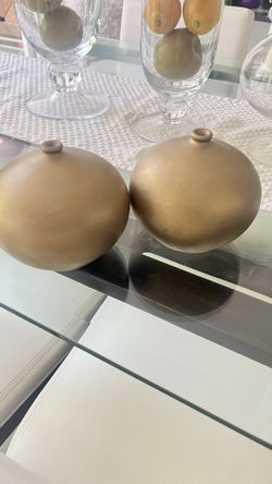 Beautiful Gold Bases CB