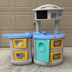 Little Tikes Play Kitchen & Laundry