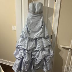 Prom And Quinceañera Dresses