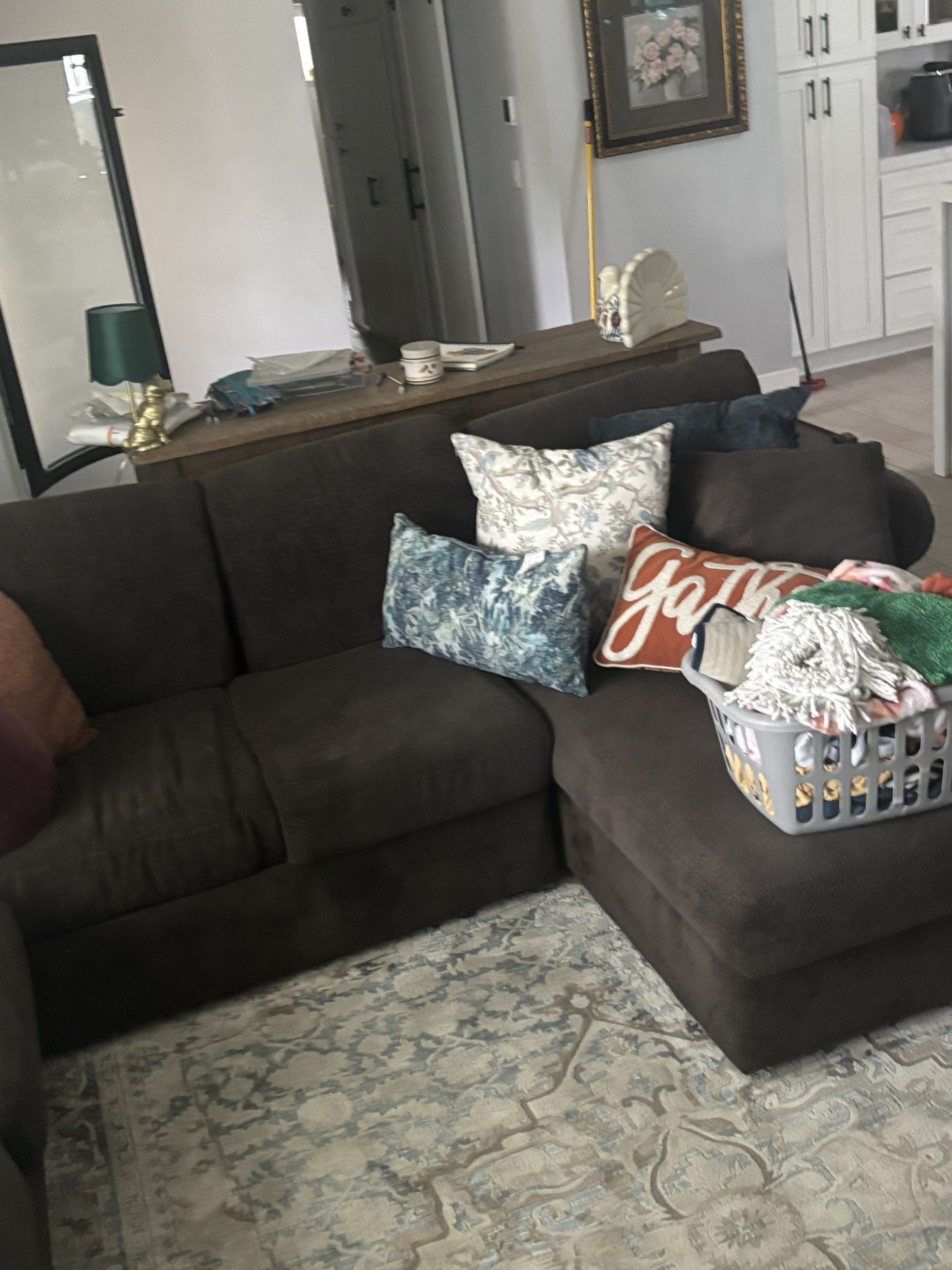 L shaped sectional couch