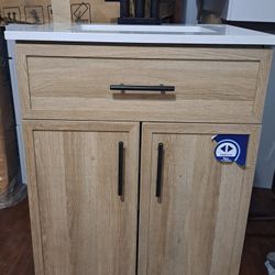 24" Natural Oak Vanity With Mirror