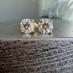 ❄️ 3CT VVS 7.5MM 14K Gold Over Sterling Silver Moissanite Solitaire Earrings